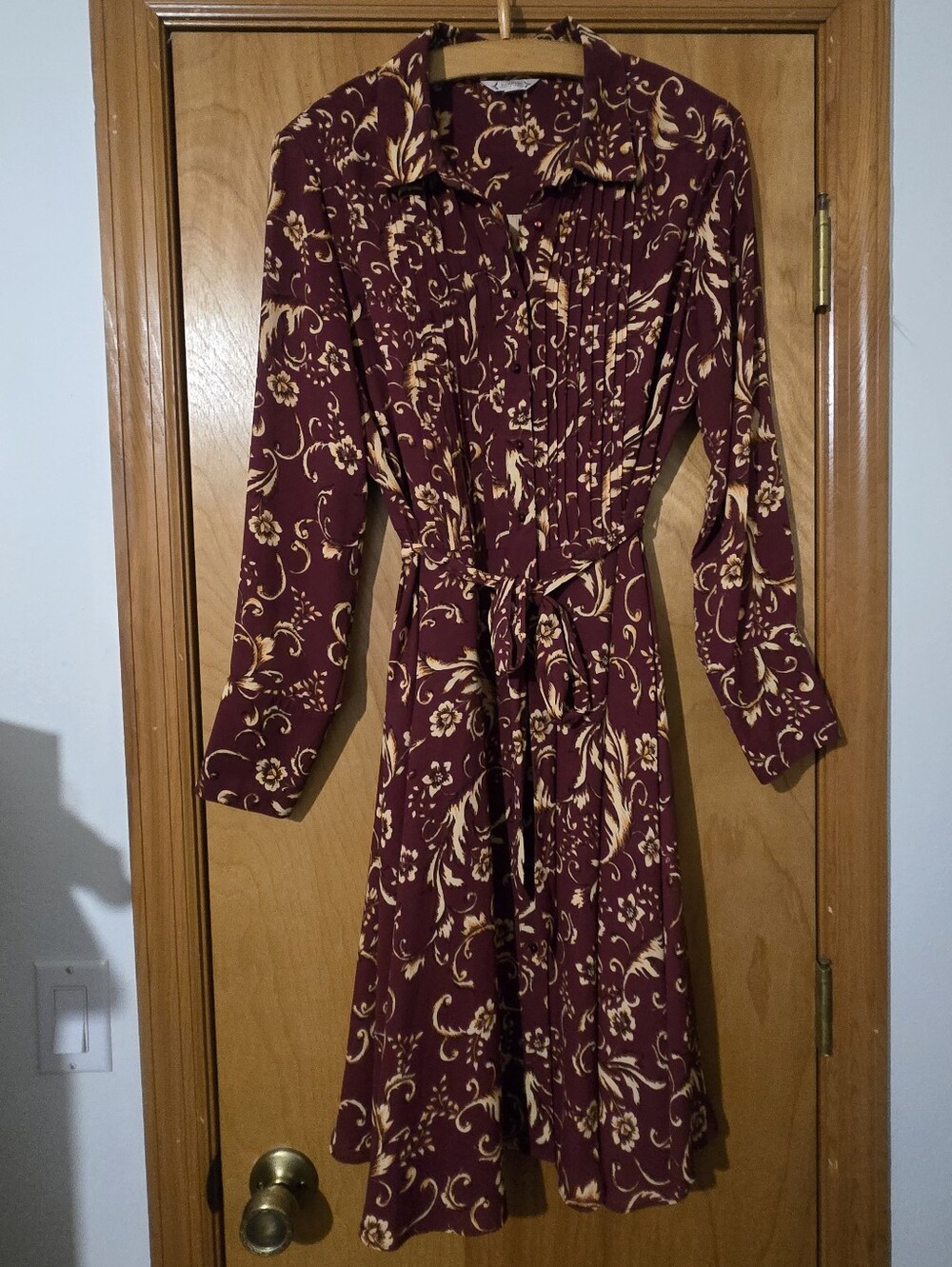 Nanette Lepore Burgundy and Gold Floral Tie-Waist Long-Sleeve Dress Size 10